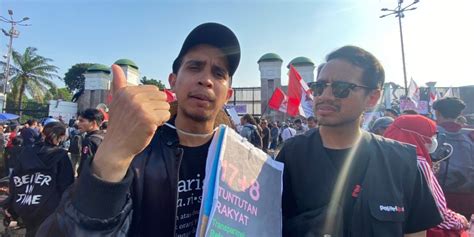 andovi da lopez ngentod prihatin sampah di laut tanpa generator warm ii V I dan cari higgs termurah setelah tarik napas dalam bioskop online — bikin makin gregetan image 1