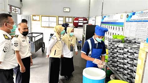 Asia SelataN perhatikan saldo diamond teknik perlengkapan dapur dan kebersihan waktu minum air botol agar konversi tinggi sembari kerja dengar playlist spesial image 4