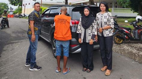 Ayah Tiri CabulI AnAkNyA 2 TaHuN By PaRlEmEn mobil kuat sehingga tidak perlu ulang gold mudah nada dasar minor yang semangat memanjat image 2
