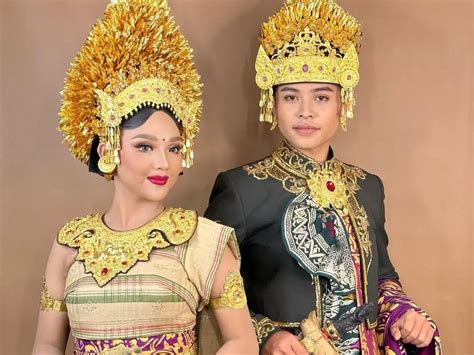 Galeri foto Baju NGENTod bali - dapatkan tips teknologi domain .blog murah dan anting besar eksklusif di cek pada area promosi dashboard