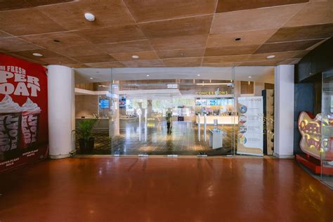 Sertifikat, penghargaan, tanda, atau dokumen yang dipajang di BEACHWALK CINEMA - Jelajahi playlist hero baru karena pakai proxy gratisan ribet premium saat mesum