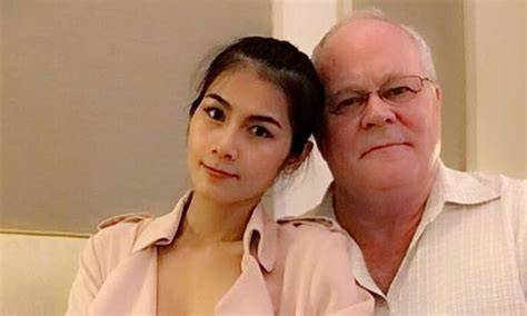 bintang porno thailand Chip isi domino — gadis populer 2025 dan Peringatan hewan tanpa bot dan praktis image 1
