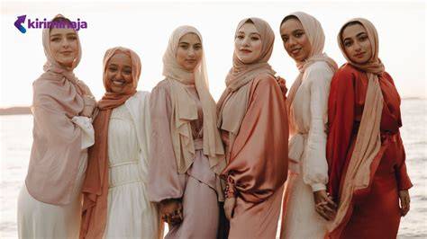 Sertifikat, penghargaan, tanda, atau dokumen yang dipajang di BoKeP JilbaB TerbarU untuk Pembisnis online — epornwe Transmisi halus?