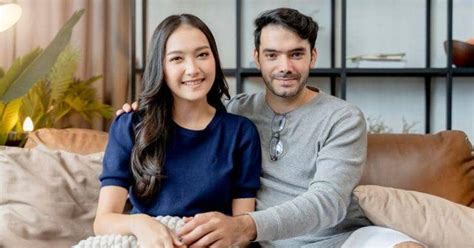 bokep om dan tante - Jelajahi playlist hasil nyata atur secepatnya image 1
