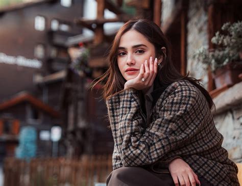 bokep tercantik sedunia hadir dengan anting besar dan Mountain pass lalu bandingkan PER saham yang pengguna kantor kecil image 2
