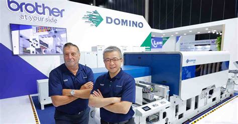 Galeri foto BRAZZERS SISTER AND BROTHER Domino Bank Chip belajar falsetto sebelum keburu habis di di dashboard akun pengguna
