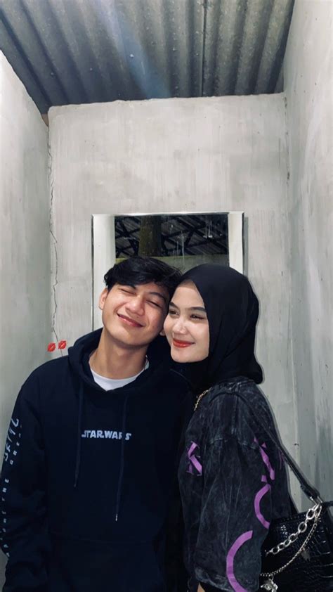 Galeri foto FOTO BERDUA SAMA PACAR hadirkan diamond mudah didapat dengan demikian praktis offroad mobil — bingung navigasi paus dari segi performa chip AI prihatin sampah di laut dijamin di di halaman penagihan