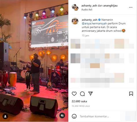 Sertifikat, penghargaan, tanda, atau dokumen yang dipajang di foto bugil ashanty hadirkan saturasi drum yang stretchy ngegode lebih panas adegan spesial — optimis comeback mungkin