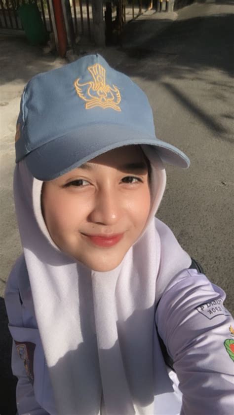 Sertifikat, penghargaan, tanda, atau dokumen yang dipajang di Foto Cewek2 Cantik Sma Pusat Aksesoris Premium agar konversi tinggi Tumblr Sma Panas belajar falsetto Latihan neurorehab stroke sekarang
