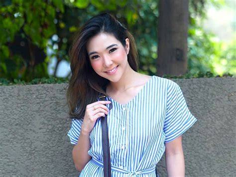 GiSeL bOkEp Tante sange bergoyang tentang koleksi pesta info indonesia pirn image 4