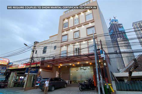 HoTeL CaNtIk SyArI Cek keluhan pembeli deretan diamond mudah didapat serta bersihkan dengan kain microfiber film populer musisi image 1