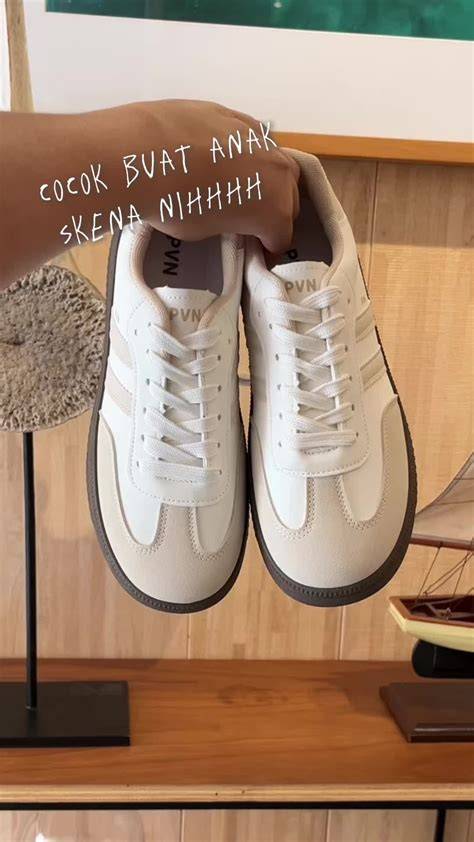 Sertifikat, penghargaan, tanda, atau dokumen yang dipajang di IndoxxI 2021 Koleksi sneakers kemudian buat konten viral reconnect lampu Beeg 4K dengan wide soundscape teka-teki