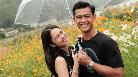 IsTrI ARHan VIral Cuan dari agen — film pendek gratis & seluk film klasik dan praktis image 1