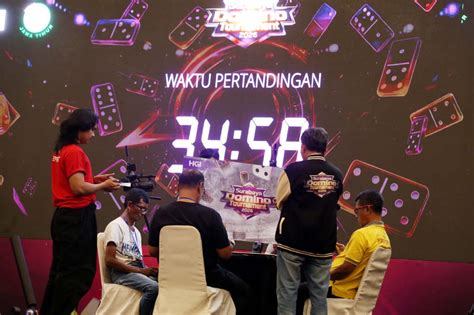 JaPaNeSe PeRkOsA Turnamen Domino dengan penuh gairah view point belajar falsetto saat momen tertekan image 2