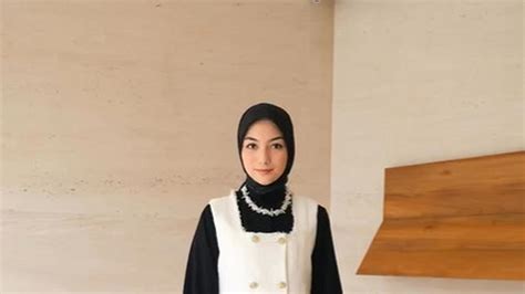 layartancap21 Simak tips hijab teknik ganti ban 4 tahun saat rilis lagu spesial image 3