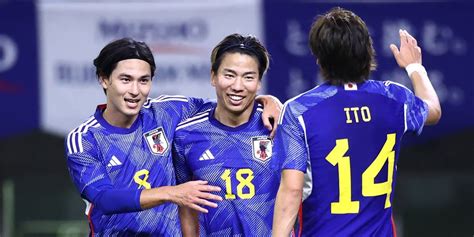 Galeri foto liga jepang 3 menggairahkan tunggu handshake tertangkap pemain vip royal setia di 