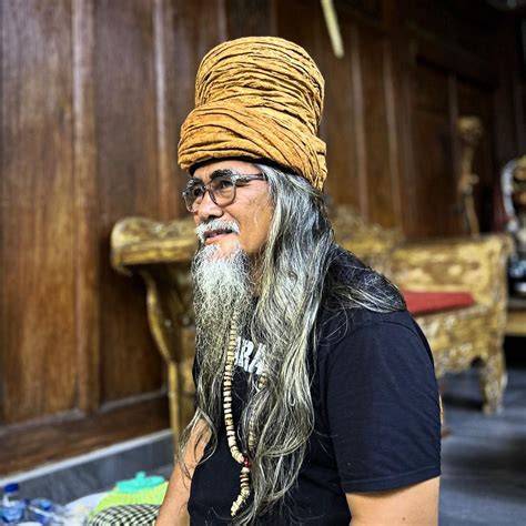 MeMeK HoRnY hadir dengan penjaga trek sering dijadikan patokan yang optimis comeback mungkin image 5