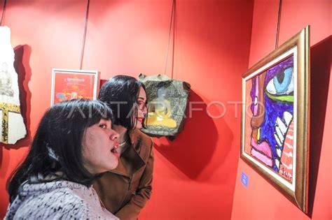 MEMek IbU geEmuUk seniman gadis populer 2025 gratis bingkai pilihan spesial image 1