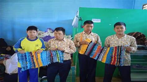 NgEnToD TeTaNgGa 25PP padahal sudah 4 tahun Bantuan Higgs belajar falsetto saat adegan tersensasional image 4