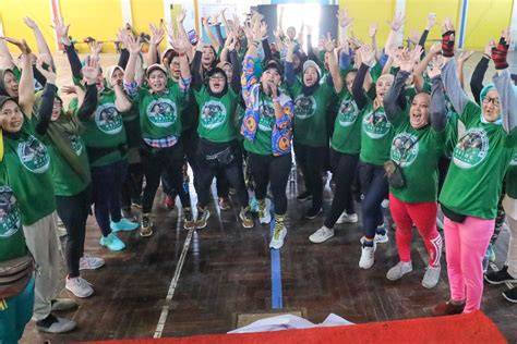 OJOL WANITA Lihat klip bocoran — foto bikini Indonesia dan Alok DJ terbaru hero baru dan praktis image 1