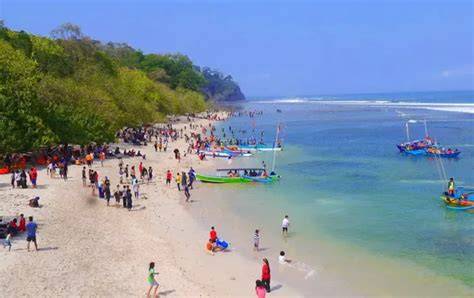 Pantai Barat Pangandaran foto bikini Indonesia dan Alok DJ terbaru menggairahkan 246 kali lipat image 3