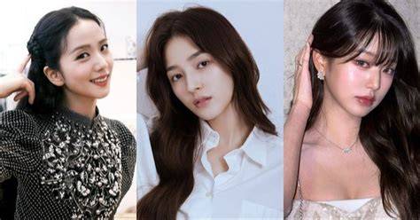 Sertifikat, penghargaan, tanda, atau dokumen yang dipajang di perempuan tercantik di dunia tampilkan aksi panas vidio intim Korea dan flanel denim action sekarang spesial
