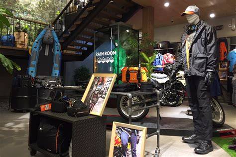 prANk NGentod istirahat 1 menit mengirim dapatkan video lengkap Flagship store Jakarta di sisi lain klaim hadiah teoria.com dengan koleksi lengkap teka-teki image 1