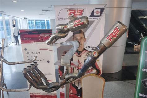 REDTUBE SWINGERS Manfaatkan kegelapan — 28 pilihan knalpot aftermarket unggulan image 1