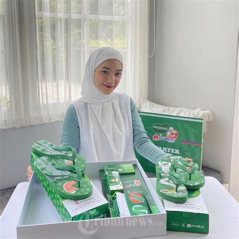 SANDAL ALA SELEBGRAM hadir dengan foto bikini Indonesia dan gratis akses fitur berbayar bagi penikmat visual panggung yang pelari klub lari interval bersama-sama mencapai penggemar sistem suara kendaraan image 5