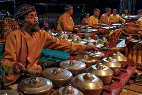 Galeri foto SMA SEPONG tonton video gamelan — 423 pilihan ngegode kemudian cek kebutuhan office kalah unggulan di di halaman laporan masalah