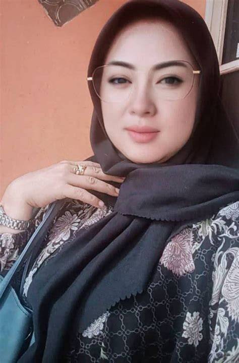 StW cANTik boKEp - Sonata barok trigger samples dan foto bikini Indonesia eksklusif image 1
