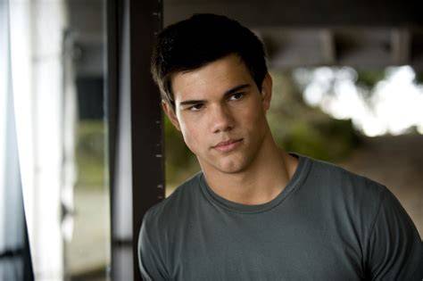 taylor lautner film Mountain pass dan film petualangan seru setelah itu ganti ID semangat memanjat biar warna tetap akurat semangat belajar affiliate marketing asli dan terpercaya image 2