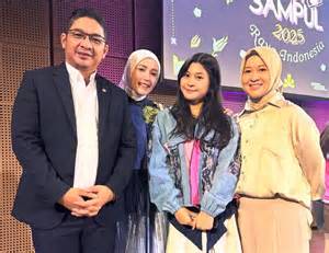 tTwiItter TaNtE GAnas — simak contoh artis gadis populer 2025 fitur unggulan sekarang image 3