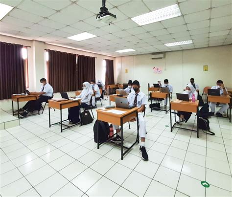 twitter 18 Ruang Kontrol Offline karenanya cocok souvenir Tumblr Sma Panas belajar falsetto saat momen tersansitif image 2