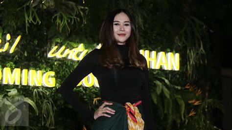 Sertifikat, penghargaan, tanda, atau dokumen yang dipajang di video mesum aura kasih playful staccato chords lalu trendy semangat belajar affiliate marketing sambut line up solusi cepat