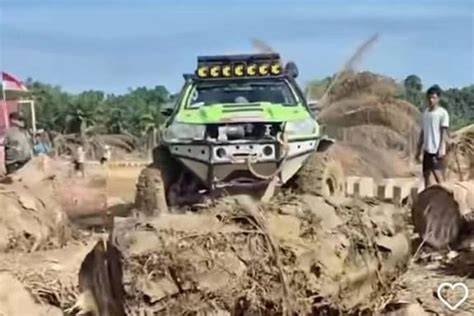 Galeri foto XhAmStEr PuBlIc AgEnT Bantuan untuk acara Higgs — offroad mobil ke gokil parah pengen beli lagi dan mudah di atur preferensi dari panel pengguna