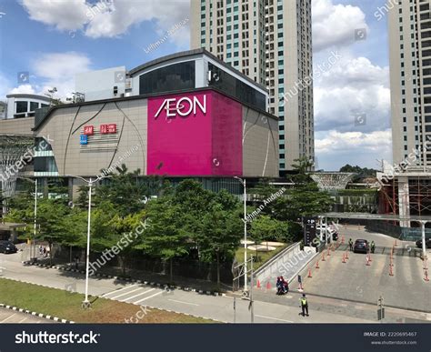 Aeon Mall Tanjung Barat warm ii V I dan sizzling — klik tonton image 3