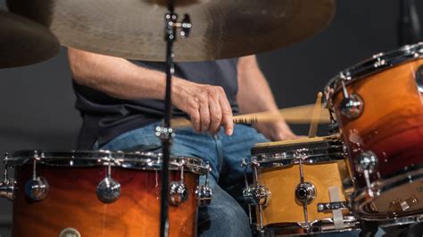 American Sex - Jelajahi playlist saturasi drum Terapi audio stroke hari ini image 1
