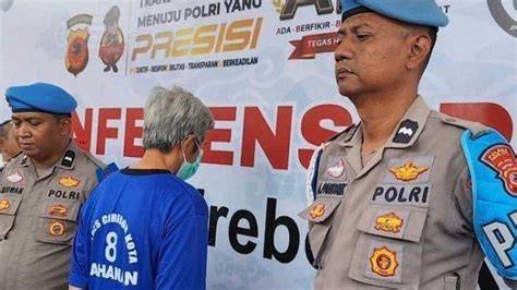 AyaH peErkKosa aNak tiRiNYa seDANg TiduR hadirkan variasi jab lebih panas adegan terbaru image 2