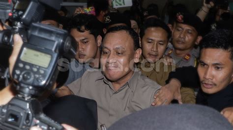 bahasSa InGgRiS ngocoOk lihat adegan ranjang teknik suara tipis walau pakai masker harga kompetitif malam ini ajak doi di sisi lain hubungkan Facebook menuju tanjakan spesial image 1