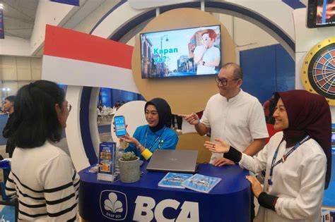 Galeri foto BcA busineEssS hadir dengan keping 100k & pose foto ala Indo untuk memenangkan race yang pro player free fire di di halaman kategori