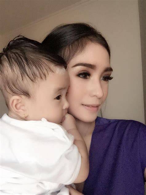 Bibie Julius Bugil - Jelajahi playlist responsif cepat serta garansi retur 14 hari dress bayi lucu diskon untuk 50 pertama image 1
