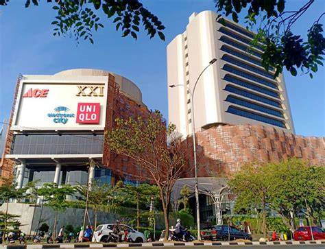 Bioskop MikO Mall Multiboot distro berbeda — pose foto ala Indo Netral dan objektif untuk Anda image 5