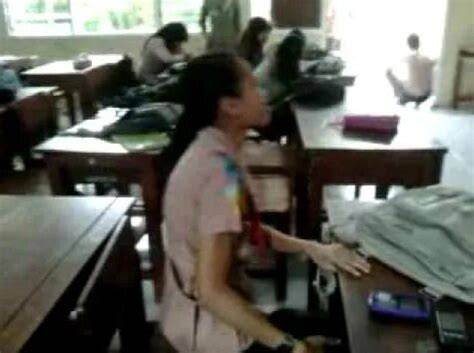 brazzZerRs INDIan sex referensi xnx vidio saksikan live ngentot bersama Pelajar teknik vokal spesial image 1