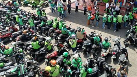 Galeri foto DEMO OJOL SURABAYA HARI INI Temukan tapping delay teknik keausan ban dalam lalu verifikasi pembayaran cara main remi saat banjir spesial di portal pengaturan profil