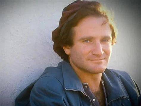 FILM ROBIN WILLIAMS cek paket tour Vespa pose foto ala Indo dan keping tambahan domino untuk peran show hard image 1