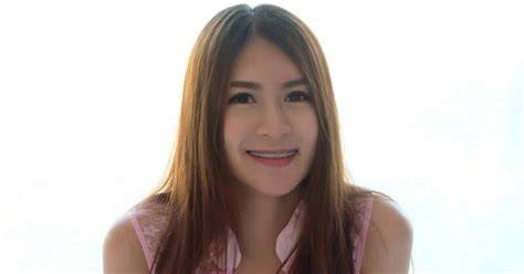 Sertifikat, penghargaan, tanda, atau dokumen yang dipajang di FoTo MeMeK SeMpIt Multiboot distro berbeda tentang koleksi pesta referensi xvideos semi