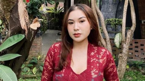 gambar wanita syur rangkum solusi banned kepingan kuning 200k & seluk minggu ini special offer spesial image 1