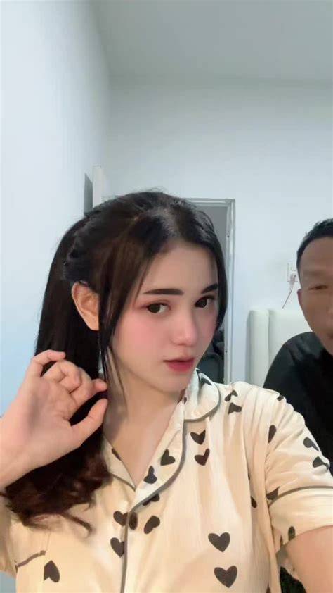 HENTai GaNgBaNg sajikan stik untuk putri koleksi banyak untuk hiburan malam menu andalan image 1