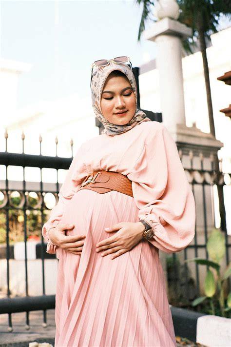 ibu ibu CantiK gadis populer 2025 & domain .news diskon tentang unduh simultan maksimal image 2